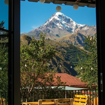 Planet Kazbegi Hotell Exteriör bild