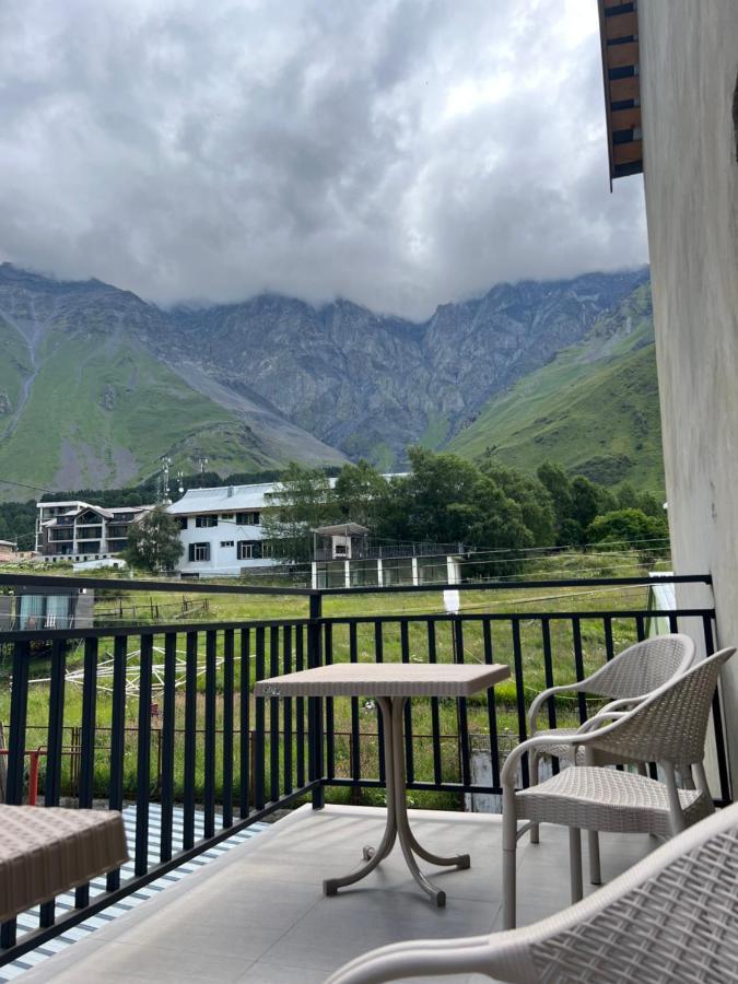 Planet Kazbegi Hotell Exteriör bild